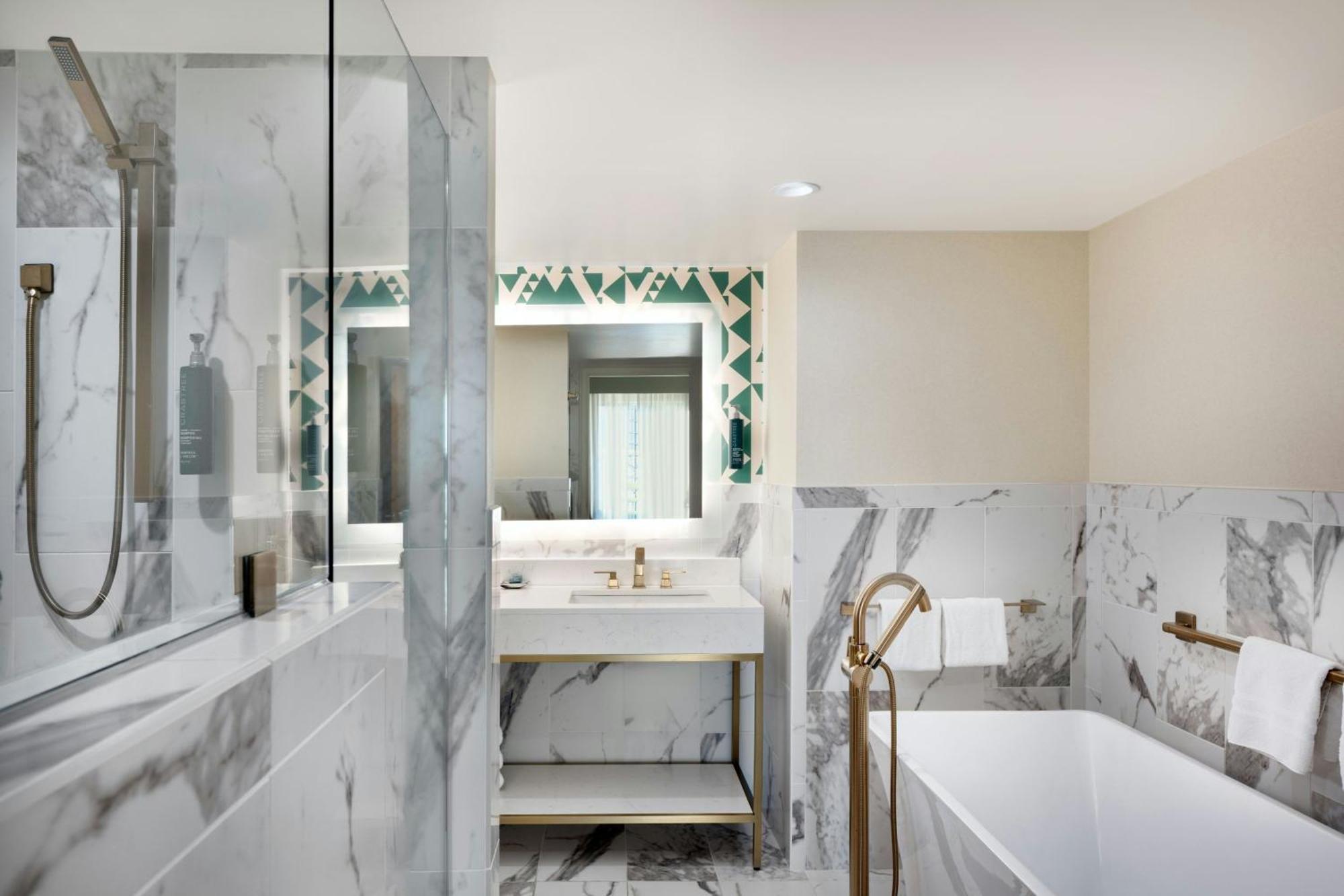 The Little Italy Downtown Hotel 4*