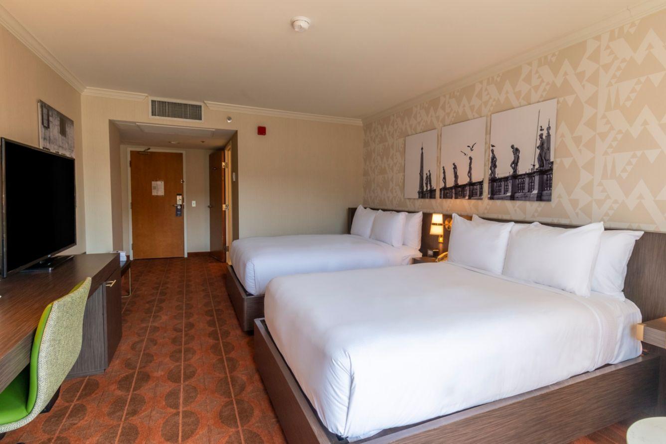 The Little Italy Downtown 4*