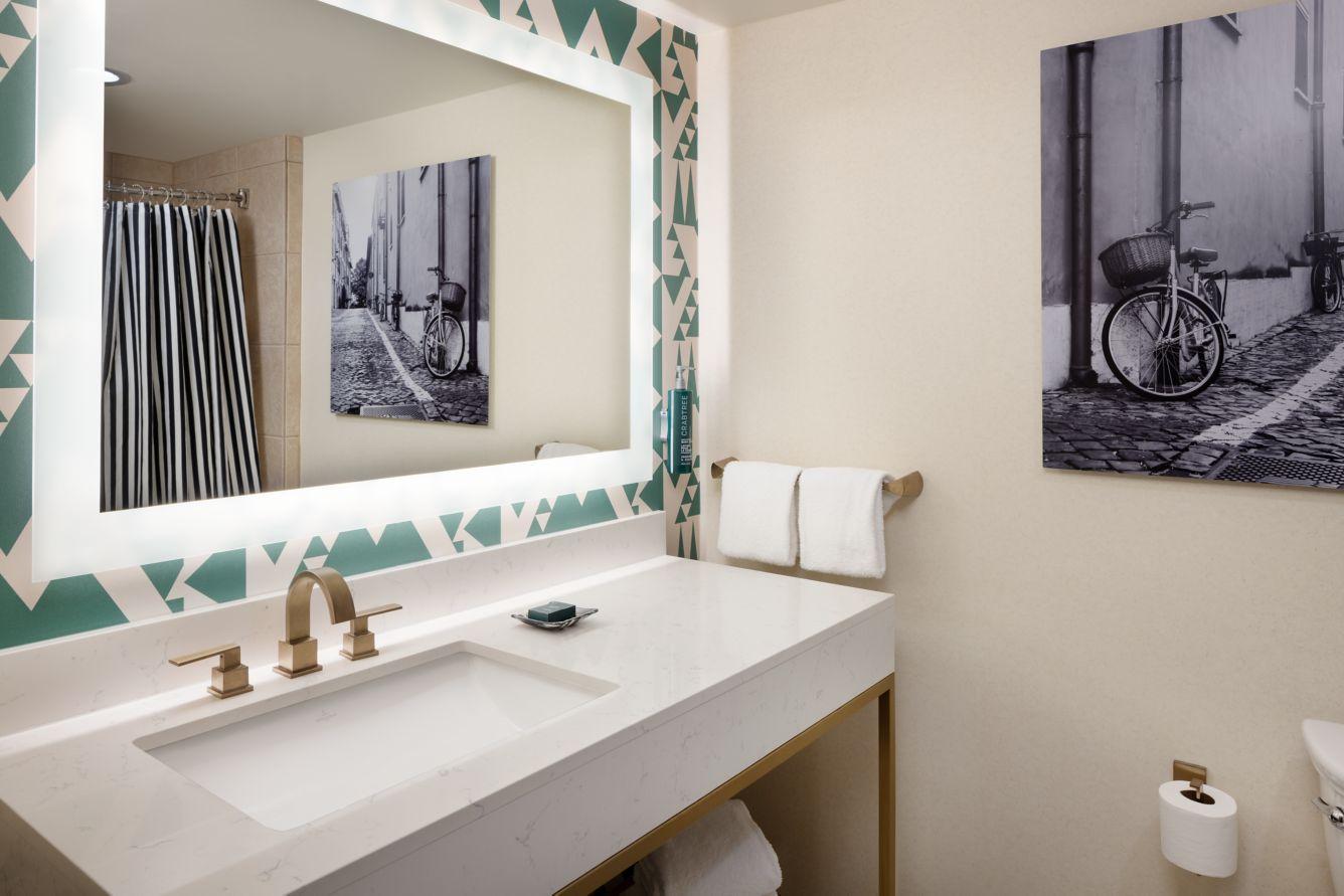 The Little Italy Downtown Hotel