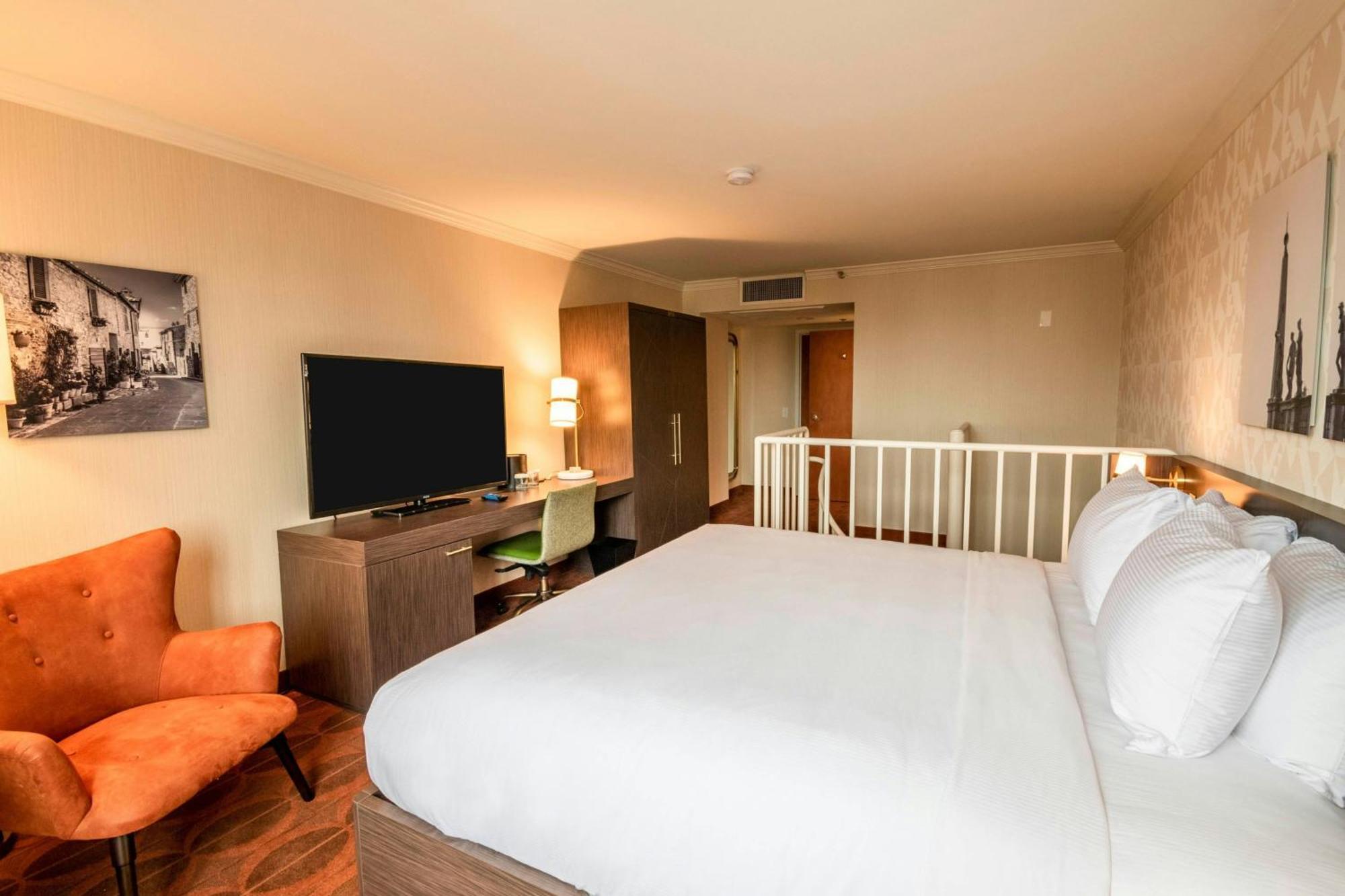 The Little Italy Downtown 4*